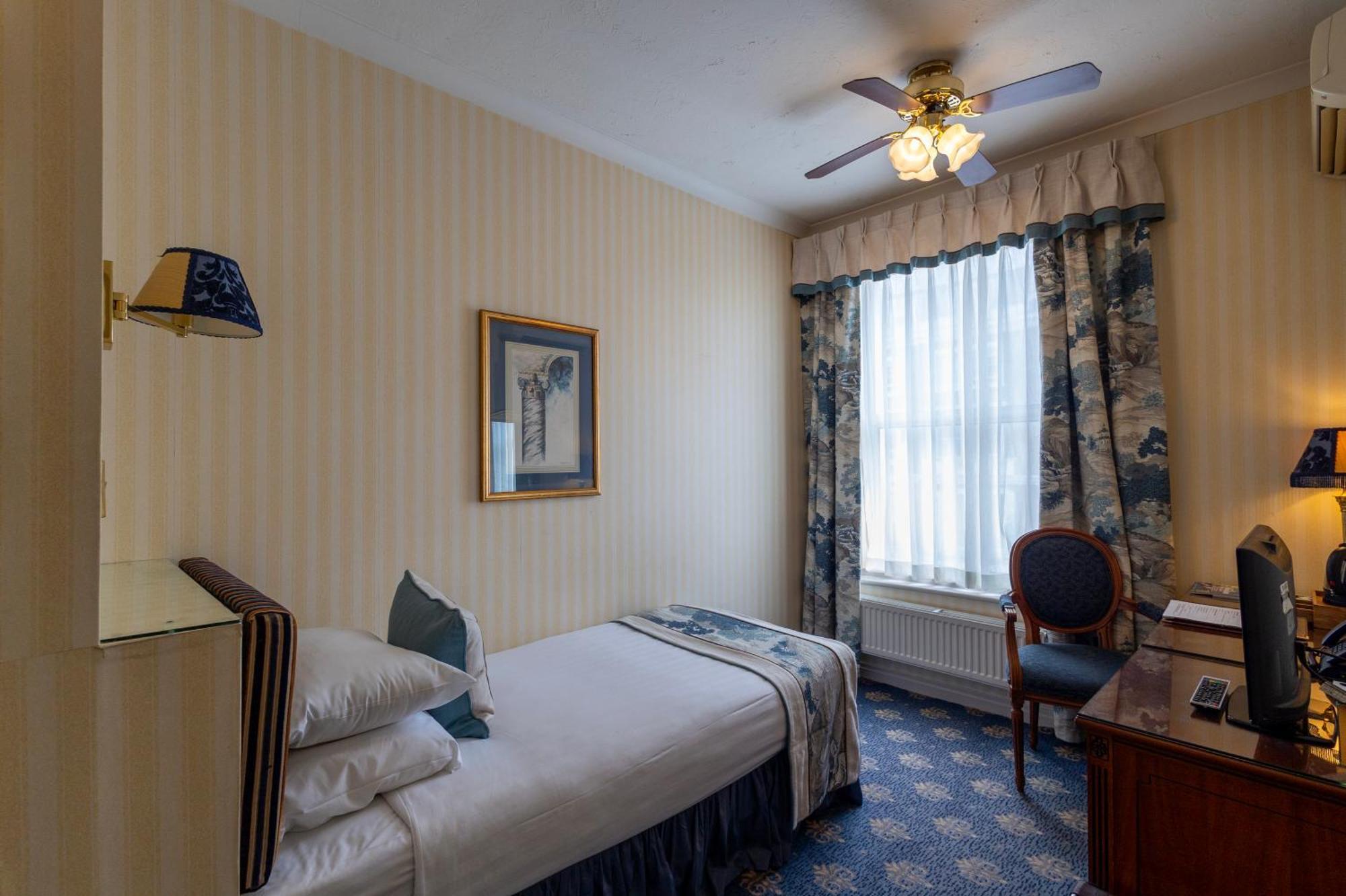 London Lodge Hotel Ngoại thất bức ảnh